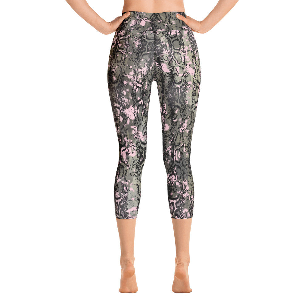 Macchie Rosa - Yoga Capri Leggings -