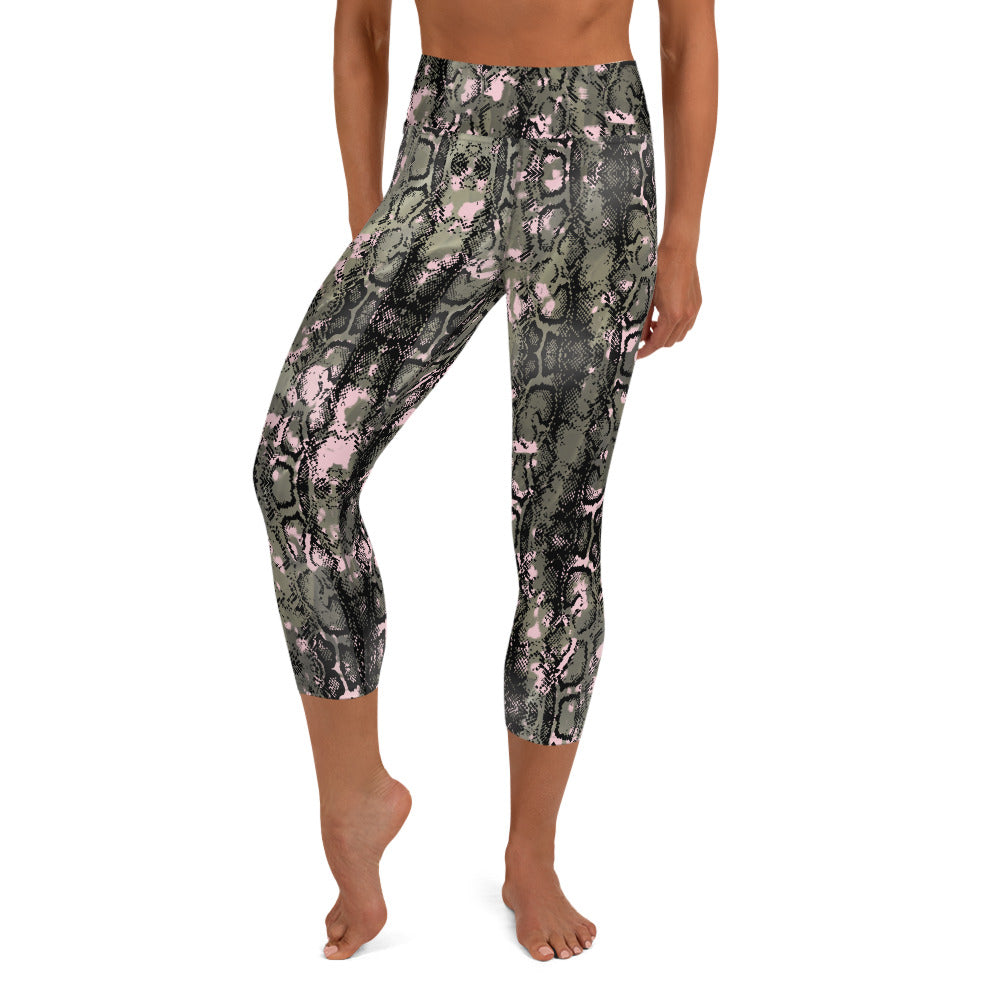 Macchie Rosa - Yoga Capri Leggings -
