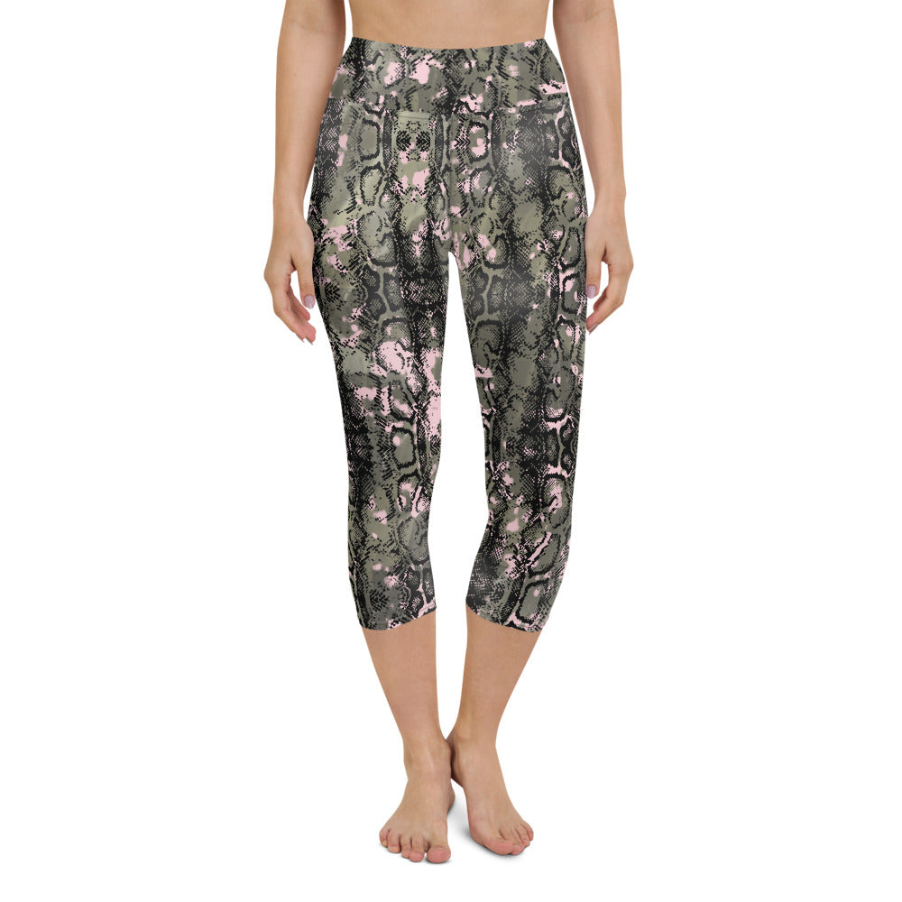 Macchie Rosa - Yoga Capri Leggings -