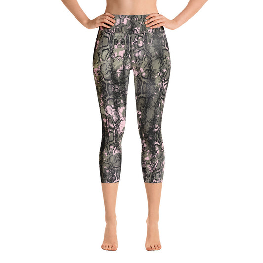 Macchie Rosa - Yoga Capri Leggings -